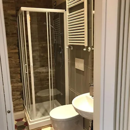 Bed and Breakfast Sotto La Torre 3*