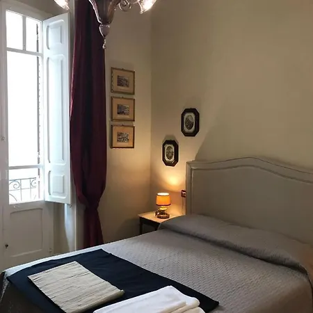 Sotto La Torre 3* 兰恰诺