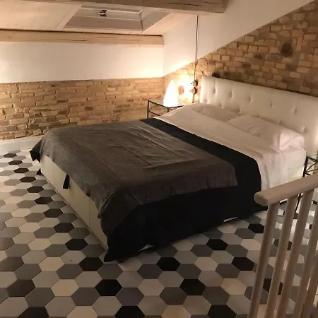 Sotto La Torre Bed & Breakfast *