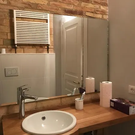 Sotto La Torre 住宿加早餐酒店 兰恰诺